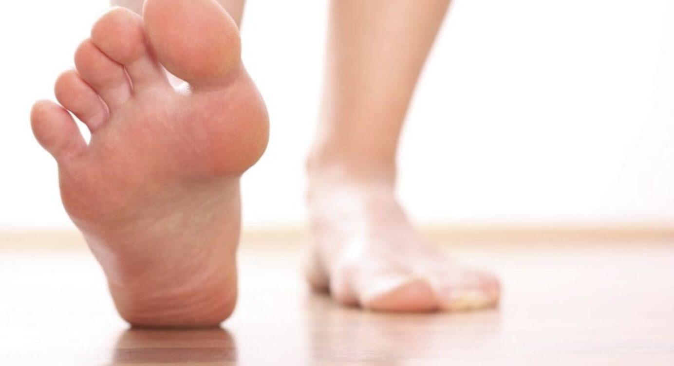 Zapatillas deportivas para correr para problemas de espalda: Clínica de  ciática