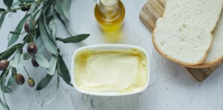 Exploring the Benefits and Drawbacks of Butter and Margarine
