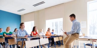 Teachers’ Sciatica Pain Relief: Effective Solutions