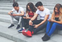 Chiropractic Care Helps Alleviate Posture Pain from Text Neck