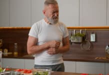 Gut Pain Can Continue Even with Diet Changes Gut Pain Can Continue Even with Diet Changes