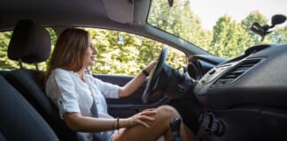 Auto Accident Dashboard Knee Injury Symptoms and Care Auto Accident Dashboard Knee Injury Symptoms and Care