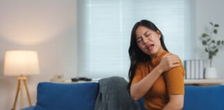 Chiropractic Rehabilitation Benefits for Shoulder Pain